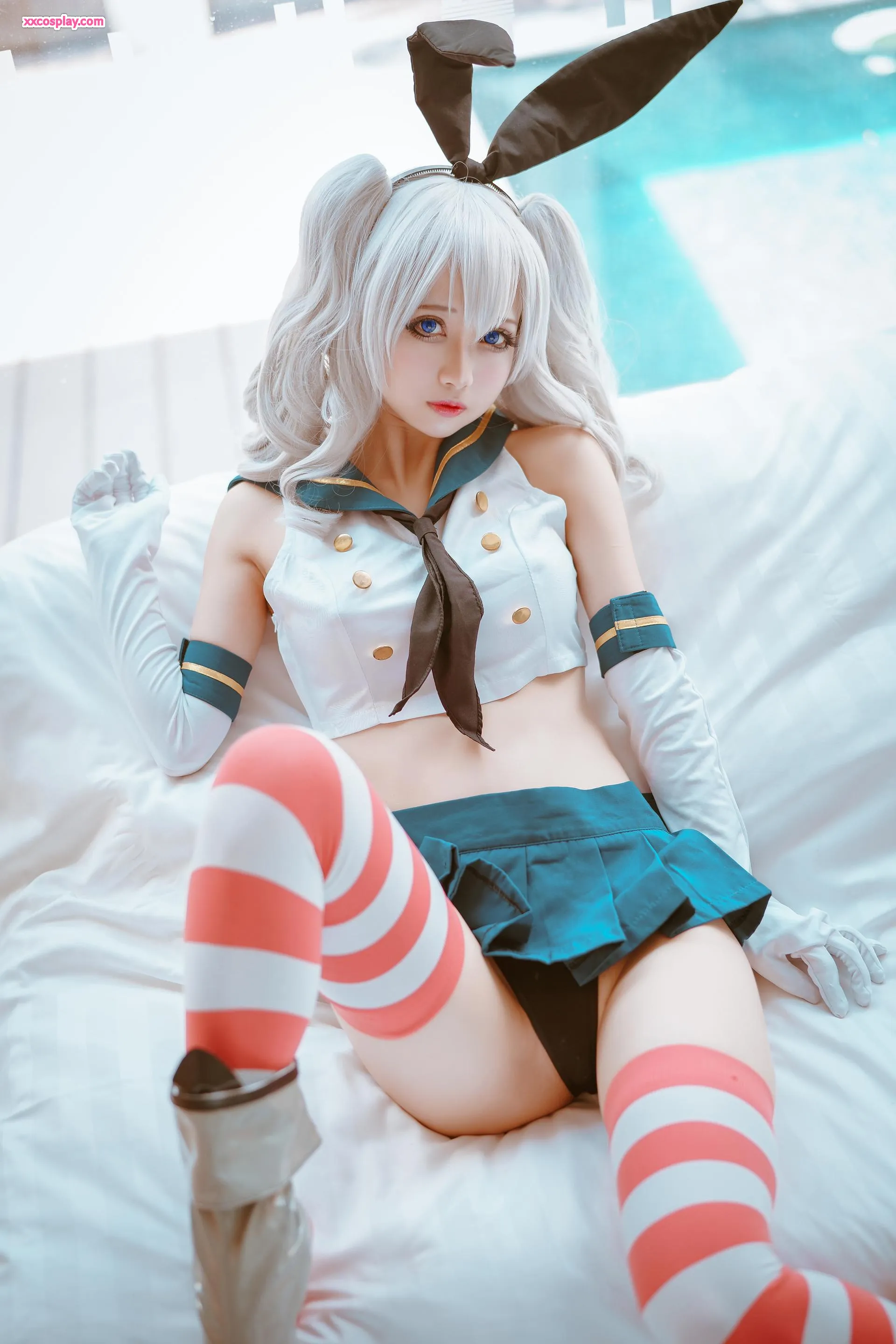 Rinka Okita como Kashima Bunny Girl (Kantai Collection)